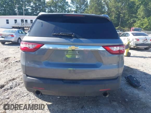 2020 Chevrolet Traverse LS z VIN 1GNEVFKW7LJ185908, wystawiony jako IAAI lot #42499334 z przebiegiem 108 159 mil mil oraz . Historia ofert i sprzedaży dostępna na DreamBid. Obrazek 17.