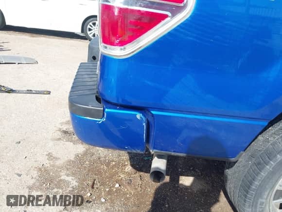 2014 Ford F-150 XL z VIN 1FTEW1CM9EFC15292, wystawiony jako IAAI lot #41813091 z przebiegiem 125 339 mil mil oraz . Historia ofert i sprzedaży dostępna na DreamBid. Obrazek 18.