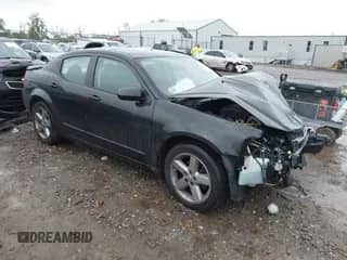 2008 Dodge Avenger R/T z VIN 1B3LC76M48N144898, wystawiony jako IAAI lot #43391283 z przebiegiem 80 834 mil mil oraz . Historia ofert i sprzedaży dostępna na DreamBid. Obrazek 1.