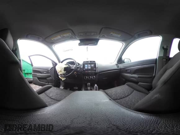 2021 Mitsubishi Outlander ES z VIN JA4ARUAU2MU027180, wystawiony jako IAAI lot #42795957 z przebiegiem 15 729 mil mil oraz . Historia ofert i sprzedaży dostępna na DreamBid. Obrazek 21.