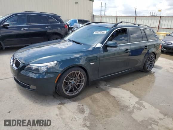 2008 BMW 5 Series 535xiT с VIN WBAPT73568CX01686, выставлен на аукционе Copart как лот 59079744 с пробегом Не указан миль и Списание • Salvage title. История ставок и продаж доступна на DreamBid. Изображение 1.