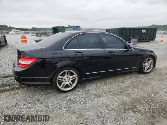 2011 Mercedes-Benz C 350 Sport с VIN WDDGF5GB2BF560450, выставлен на аукционе Copart как лот 69090825 с пробегом 96 424 миль миль и Списание • Salvage title. История ставок и продаж доступна на DreamBid. Изображение 3.
