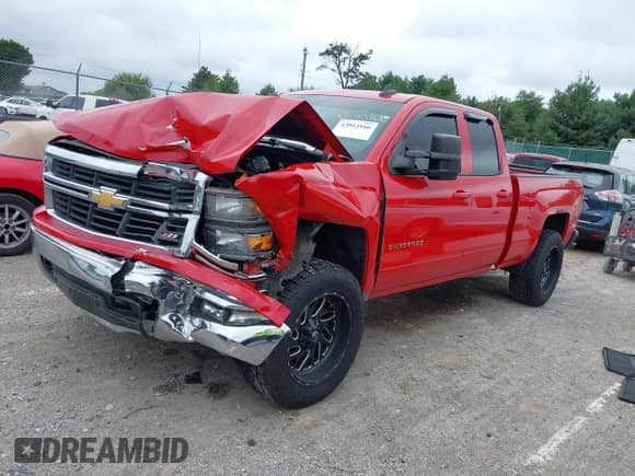 2015 Chevrolet Silverado 1500 LT with VIN 1GCVKREC5FZ177686, listed as a IAAI auction lot 43013166 with 144,825 mi miles and . Bid and sale history available at DreamBid. Image 2.