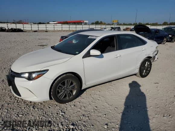 2017 Toyota Camry XLE с VIN 4T1BF1FK8HU747349, выставлен на аукционе Copart как лот 80091255 с пробегом 126 239 миль миль и Списание • Salvage title. История ставок и продаж доступна на DreamBid. Изображение 1.
