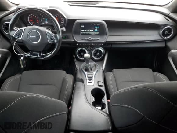 2018 Chevrolet Camaro 1LS с VIN 1G1FA1RS5J0151962, выставлен на аукционе Copart как лот 74516644 с пробегом 77 429 миль миль и Списание • Salvage title. История ставок и продаж доступна на DreamBid. Изображение 8.