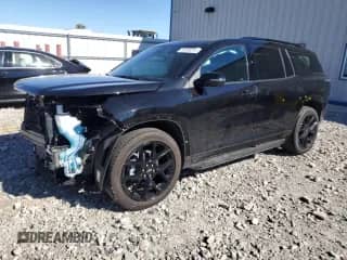 2024 Chevrolet Traverse AWD RS с VIN 1GNEVLKS2RJ160712, выставлен на аукционе Copart как лот 82300275 с пробегом 13 461 миль миль и Списание • Salvage title. История ставок и продаж доступна на DreamBid. Изображение 1.