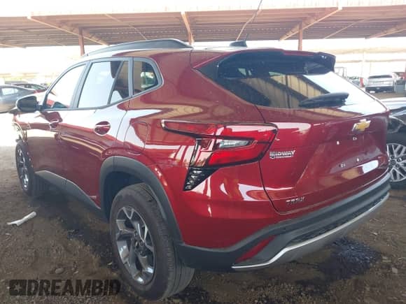 2025 Chevrolet Trax LT с VIN KL77LHEP8SC139320, выставлен на аукционе IAAI как лот 42983472 с пробегом 3 310 миль миль и . История ставок и продаж доступна на DreamBid. Изображение 3.