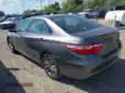 2017 Toyota Camry LE z VIN 4T1BF1FK8HU691963, wystawiony jako IAAI lot #43131168 z przebiegiem 215 051 mil mil oraz . Historia ofert i sprzedaży dostępna na DreamBid. Obrazek 3.