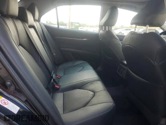 2018 Toyota Camry XSE z VIN 4T1BZ1HK1JU019995, wystawiony jako Copart lot #69176795 z przebiegiem 55 631 mil mil oraz Czysty tytuł • Clean title. Historia ofert i sprzedaży dostępna na DreamBid. Obrazek 10.