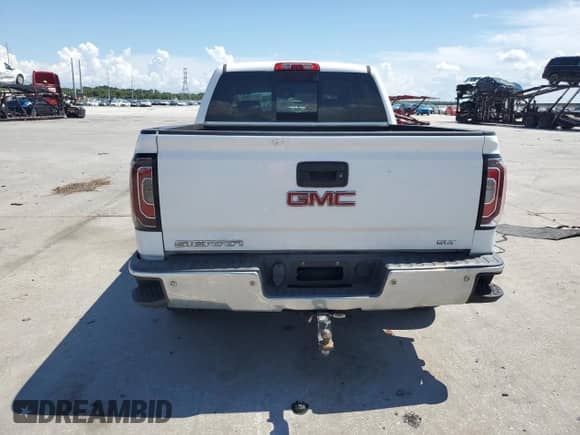 2017 GMC Sierra 1500 SLT z VIN 3GTP1NEC5HG136580, wystawiony jako Copart lot #68715965 z przebiegiem 163 042 mil mil oraz Czysty tytuł • Clean title. Historia ofert i sprzedaży dostępna na DreamBid. Obrazek 6.