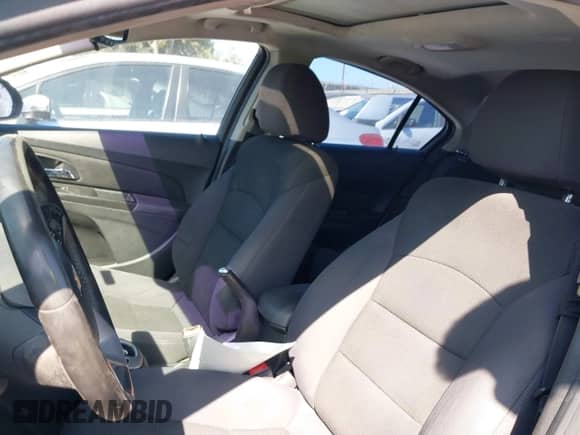 2013 Chevrolet Cruze 1LT с VIN 1G1PC5SB0D7223291, выставлен на аукционе IAAI как лот 43111312 с пробегом 195 013 миль миль и . История ставок и продаж доступна на DreamBid. Изображение 14.