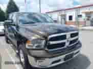 2013 Ram 1500 z VIN 1C6RR7LPXDS578669, wystawiony jako IAAI lot #42997518 z przebiegiem 176 387 mil mil oraz . Historia ofert i sprzedaży dostępna na DreamBid. Obrazek 13.