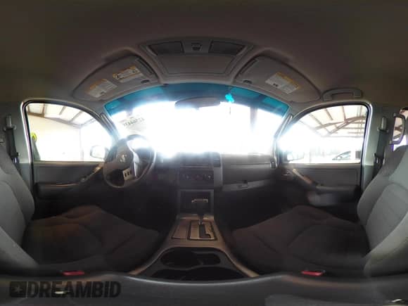 2005 Nissan Pathfinder SE z VIN 5N1AR18W15C784019, wystawiony jako IAAI lot #42564439 z przebiegiem 280 339 mil mil oraz . Historia ofert i sprzedaży dostępna na DreamBid. Obrazek 19.