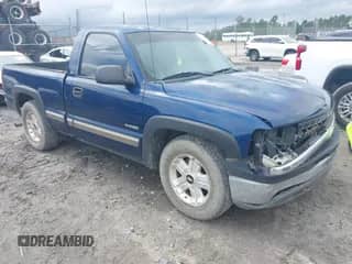 2000 Chevrolet Silverado 1500 with VIN 1GCEC14V6YZ346912, listed as a IAAI auction lot 43380780 with 275,818 mi miles and . Bid and sale history available at DreamBid. Image 1.