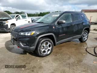 2022 Jeep Compass Trailhawk с VIN 3C4NJDDB3NT162401, выставлен на аукционе Copart как лот 55527765 с пробегом 65 579 миль миль и Списание • Salvage title. История ставок и продаж доступна на DreamBid. Изображение 1.