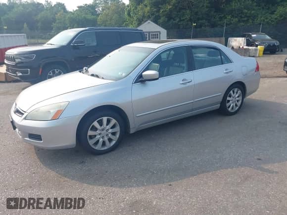 2006 Honda Accord EX-L с VIN 1HGCM66876A040176, выставлен на аукционе IAAI как лот 42942295 с пробегом 135 335 миль миль и . История ставок и продаж доступна на DreamBid. Изображение 2.