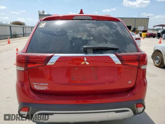 2020 Mitsubishi Outlander SE с VIN JA4AD3A38LZ003760, выставлен на аукционе Copart как лот 70720585 с пробегом 136 244 миль миль и Списание • Salvage title. История ставок и продаж доступна на DreamBid. Изображение 6.