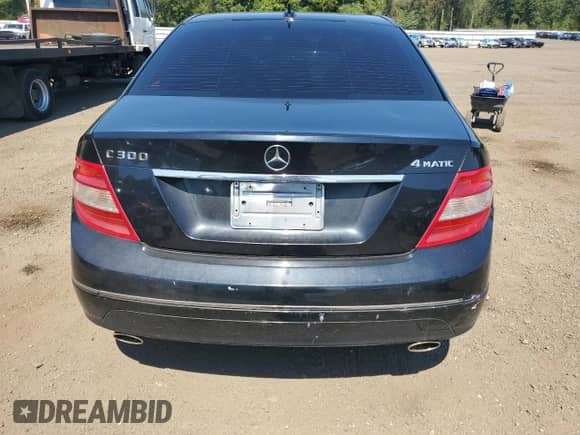 2008 Mercedes-Benz C 300 Sport z VIN WDDGF81X28F062800, wystawiony jako Copart lot #71184825 z przebiegiem 177 405 mil mil oraz Szkoda całkowita • Salvage title. Historia ofert i sprzedaży dostępna na DreamBid. Obrazek 6.