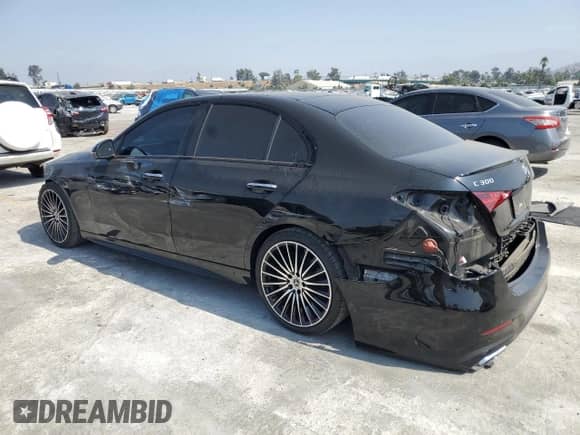 2024 Mercedes-Benz C 300 с VIN W1KAF4GB0RR183495, выставлен на аукционе Copart как лот 69616935 с пробегом 24 274 миль миль и Списание • Salvage title. История ставок и продаж доступна на DreamBid. Изображение 2.