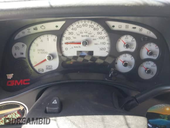 2005 GMC Sierra 1500 SLE with VIN 1GTEC14T35Z319371, listed as a IAAI auction lot 41646905 with Not provided miles and . Bid and sale history available at DreamBid. Image 15.