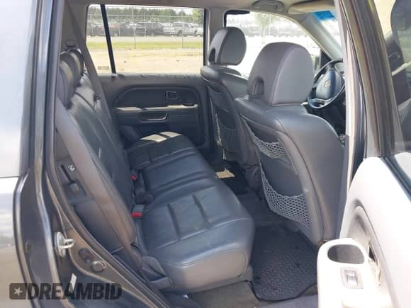 2006 Honda Pilot EX-L z VIN 2HKYF18636H528501, wystawiony jako IAAI lot #42956058 z przebiegiem 234 568 mil mil oraz . Historia ofert i sprzedaży dostępna na DreamBid. Obrazek 8.