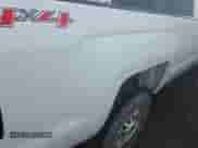 2015 Chevrolet Silverado 3500HD Work Truck с VIN 1GC2KYEG6FZ539511, выставлен на аукционе IAAI как лот 43548172 с пробегом Не указан миль и . История ставок и продаж доступна на DreamBid. Изображение 27.