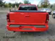 2005 Chevrolet Silverado SS с VIN 2GCEC19N351362238, выставлен на аукционе Copart как лот 82223825 с пробегом 98 929 миль миль и Списание • Salvage title. История ставок и продаж доступна на DreamBid. Изображение 6.
