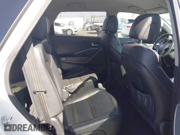 2014 Hyundai Santa Fe Limited с VIN KM8SNDHF3EU043060, выставлен на аукционе IAAI как лот 41504375 с пробегом 201 212 миль миль и . История ставок и продаж доступна на DreamBid. Изображение 8.