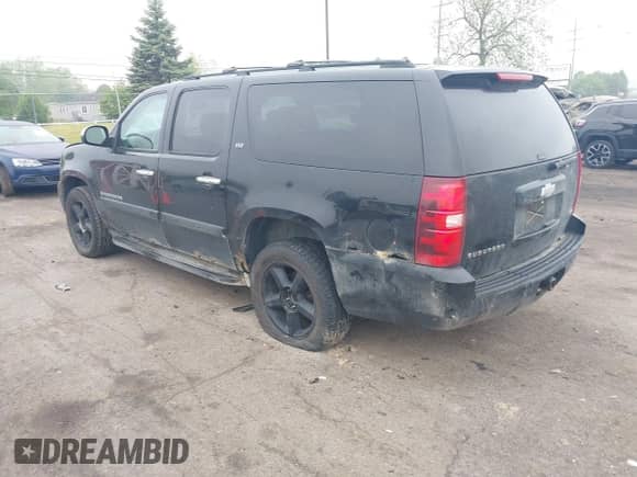 2008 Chevrolet Suburban 2LT с VIN 3GNFK16378G196495, выставлен на аукционе IAAI как лот 42257403 с пробегом 238 143 миль миль и . История ставок и продаж доступна на DreamBid. Изображение 3.