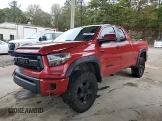 2017 Toyota Tundra SR with VIN 5TFUW5F16HX635935, listed as a Copart auction lot 82652525 with 277,111 mi miles and Salvage title. Bid and sale history available at DreamBid. Image 1.