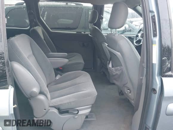 2004 Dodge Caravan SXT with VIN 2D8GP44L34R507509, listed as a IAAI auction lot 41643413 with 155,717 mi miles and . Bid and sale history available at DreamBid. Image 8.