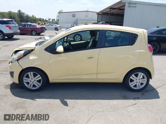 2014 Chevrolet Spark LS с VIN KL8CB6S93EC448706, выставлен на аукционе IAAI как лот 43077571 с пробегом 128 971 миль миль и . История ставок и продаж доступна на DreamBid. Изображение 14.