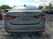 2017 Hyundai Elantra Limited с VIN KMHD84LF5HU300523, выставлен на аукционе Copart как лот 81064425 с пробегом 79 749 миль миль и Списание • Salvage title. История ставок и продаж доступна на DreamBid. Изображение 6.