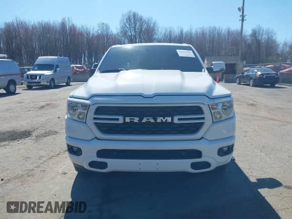 2024 Ram 1500 Big Horn z VIN 1C6SRFFT8RN107517, wystawiony jako IAAI lot #41881945 z przebiegiem 26 396 mil mil oraz . Historia ofert i sprzedaży dostępna na DreamBid. Obrazek 13.