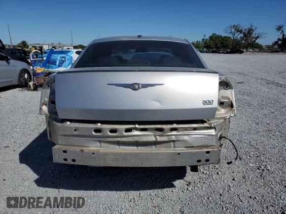 2007 Chrysler 300 Limited с VIN 2C3KA53G97H658292, выставлен на аукционе Copart как лот 50033315 с пробегом 176 230 миль миль и Списание • Salvage title. История ставок и продаж доступна на DreamBid. Изображение 6.