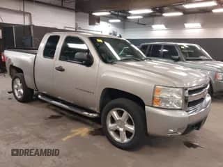 2007 Chevrolet Silverado 1500 1LT с VIN 1GCEK19C17Z553328, выставлен на аукционе IAAI как лот 41981500 с пробегом 145 800 миль миль и . История ставок и продаж доступна на DreamBid. Изображение 1.