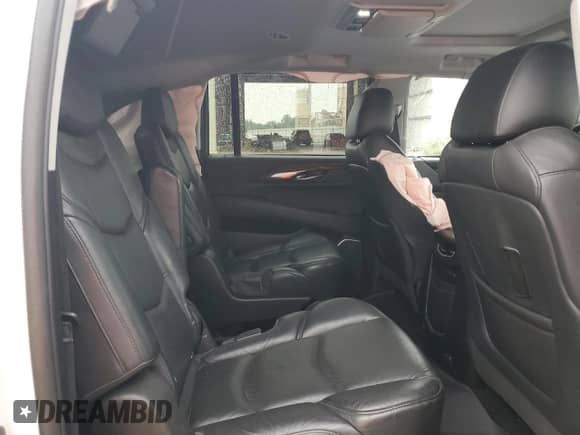 2018 Cadillac Escalade ESV Premium Luxury с VIN 1GYS4JKJ2JR285901, выставлен на аукционе Copart как лот 67825135 с пробегом 136 490 миль миль и Списание • Salvage title. История ставок и продаж доступна на DreamBid. Изображение 11.