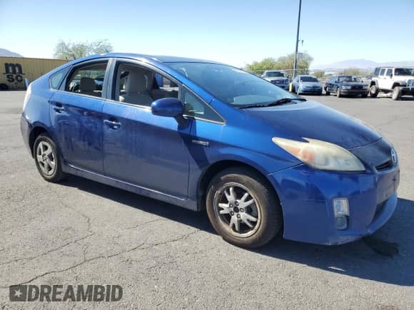 2010 Toyota Prius II with VIN JTDKN3DUXA0175737, listed as a Copart auction lot 84049035 with 321,474 mi miles and Clean title. Bid and sale history available at DreamBid. Image 4.
