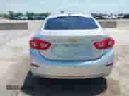 2018 Chevrolet Cruze Premier с VIN 1G1BF5SM6J7196550, выставлен на аукционе IAAI как лот 42505129 с пробегом 87 820 миль миль и . История ставок и продаж доступна на DreamBid. Изображение 16.