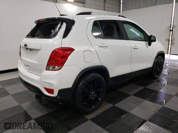 2022 Chevrolet Trax LT with VIN KL7CJLSM0NB569337, listed as a Copart auction lot 80558255 with 23,199 mi miles and Clean title. Bid and sale history available at DreamBid. Image 3.