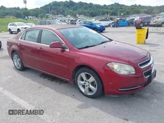 2010 Chevrolet Malibu 2LT z VIN 1G1ZD5EB8AF155597, wystawiony jako IAAI lot #42850277 z przebiegiem 286 706 mil mil oraz . Historia ofert i sprzedaży dostępna na DreamBid. Obrazek 1.