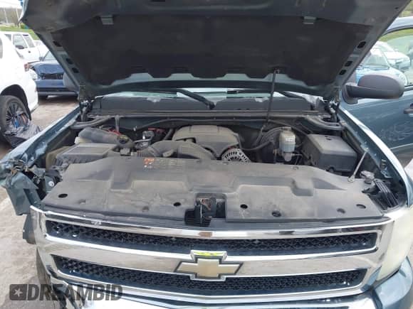 2011 Chevrolet Silverado 1500 LS z VIN 3GCPKREA9BG247515, wystawiony jako IAAI lot #42021206 z przebiegiem 129 046 mil mil oraz . Historia ofert i sprzedaży dostępna na DreamBid. Obrazek 10.
