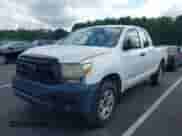2012 Toyota Tundra z VIN 5TFRU5F10CX026554, wystawiony jako IAAI lot #43010233 z przebiegiem 221 656 mil mil oraz . Historia ofert i sprzedaży dostępna na DreamBid. Obrazek 21.
