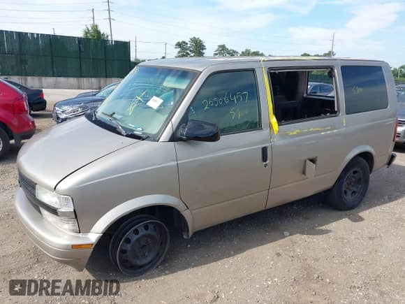 2003 Chevrolet Astro с VIN 1GNDM19X23B145052, выставлен на аукционе IAAI как лот 42604279 с пробегом Не указан миль и . История ставок и продаж доступна на DreamBid. Изображение 6.