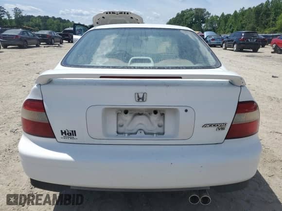 1995 Honda Accord with VIN 1HGCE6660SA030529, listed as a Copart auction lot 56056285 with 201,899 mi miles and Salvage title. Bid and sale history available at DreamBid. Image 6.