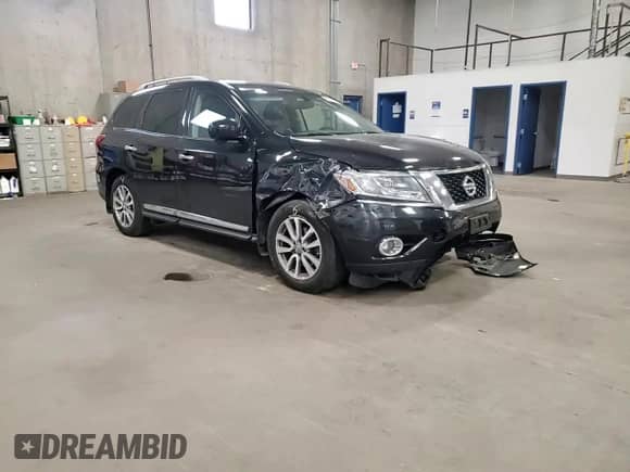 2016 Nissan Pathfinder SL with VIN 5N1AR2MM1GC626793, listed as a Copart auction lot 82472715 with 150,464 mi miles and Salvage title. Bid and sale history available at DreamBid. Image 14.