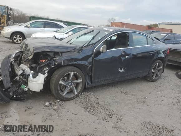2014 Volvo S60 T6 with VIN YV1902FH2E2293308, listed as a Copart auction lot 85340634 with Not provided miles and Salvage title. Bid and sale history available at DreamBid. Image 1.