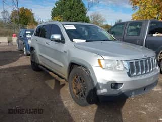 2011 Jeep Grand Cherokee Limited с VIN 1J4RR5GT0BC586303, выставлен на аукционе IAAI как лот 43464144 с пробегом 154 721 миль миль и . История ставок и продаж доступна на DreamBid. Изображение 1.