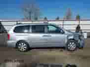 2007 Hyundai Entourage GLS с VIN KNDMC233076028379, выставлен на аукционе IAAI как лот 42025061 с пробегом 172 272 миль миль и . История ставок и продаж доступна на DreamBid. Изображение 13.
