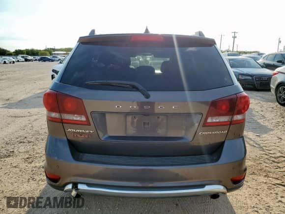 2016 Dodge Journey Crossroad Plus z VIN 3C4PDCGG2GT182529, wystawiony jako Copart lot #70489695 z przebiegiem Nie podano mil oraz Szkoda całkowita • Salvage title. Historia ofert i sprzedaży dostępna na DreamBid. Obrazek 6.